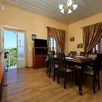 Kontesa Kamara Corfu *
