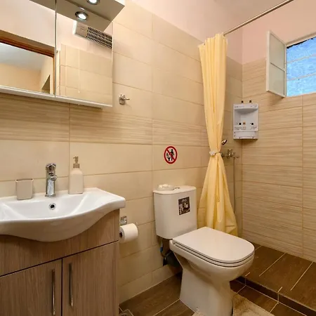 Kontesa Kamara Corfu *