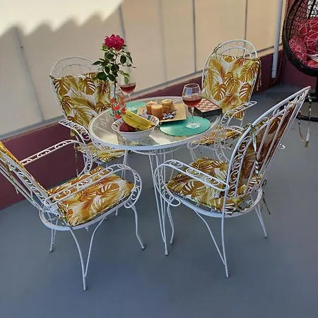 Kontesa Kamara Corfu * Kamara (Corfu)