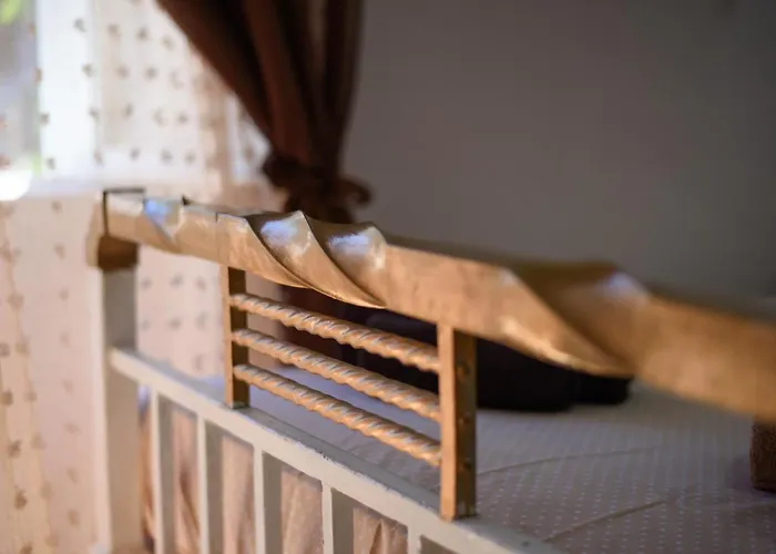 Kontesa Kamara Corfu * Kamara (Corfu)