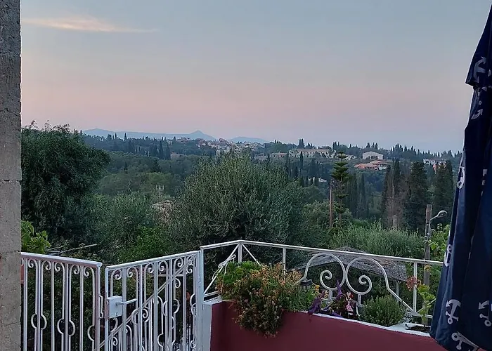 Feriehus Kontesa Kamara Corfu *