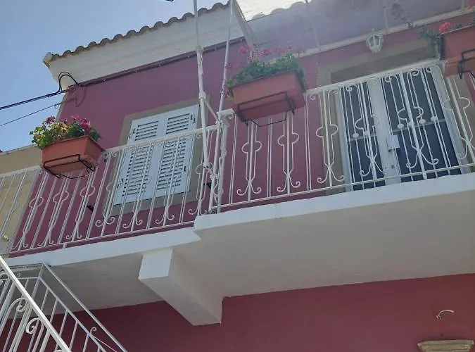 Kontesa Kamara Corfu * Kamara (Corfu)